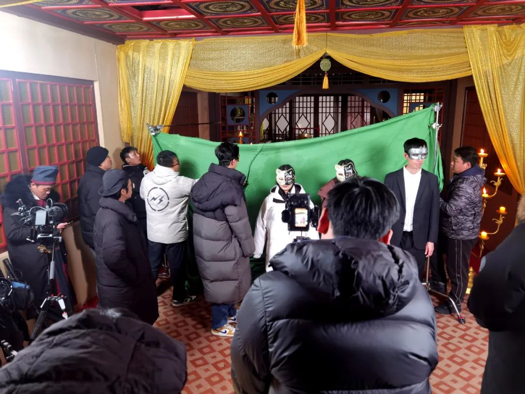 短剧编剧：一个月写20万字，“这不就是生产队的驴吗？”