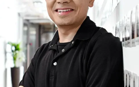 被颠覆、被捅刀、被群嘲：谷歌还能打赢这场AI之战吗？被颠覆、被捅刀、被群嘲：谷歌还能打赢这场AI之战吗？