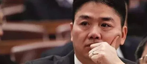 拼多多市值达到京东的5倍